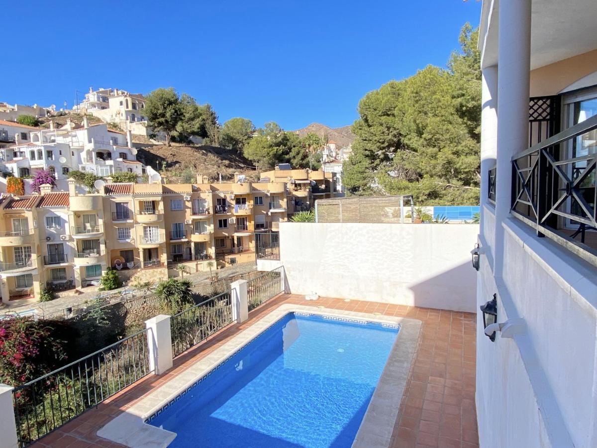 נרחה Villa Lucena Private Pool Casasol מראה חיצוני תמונה