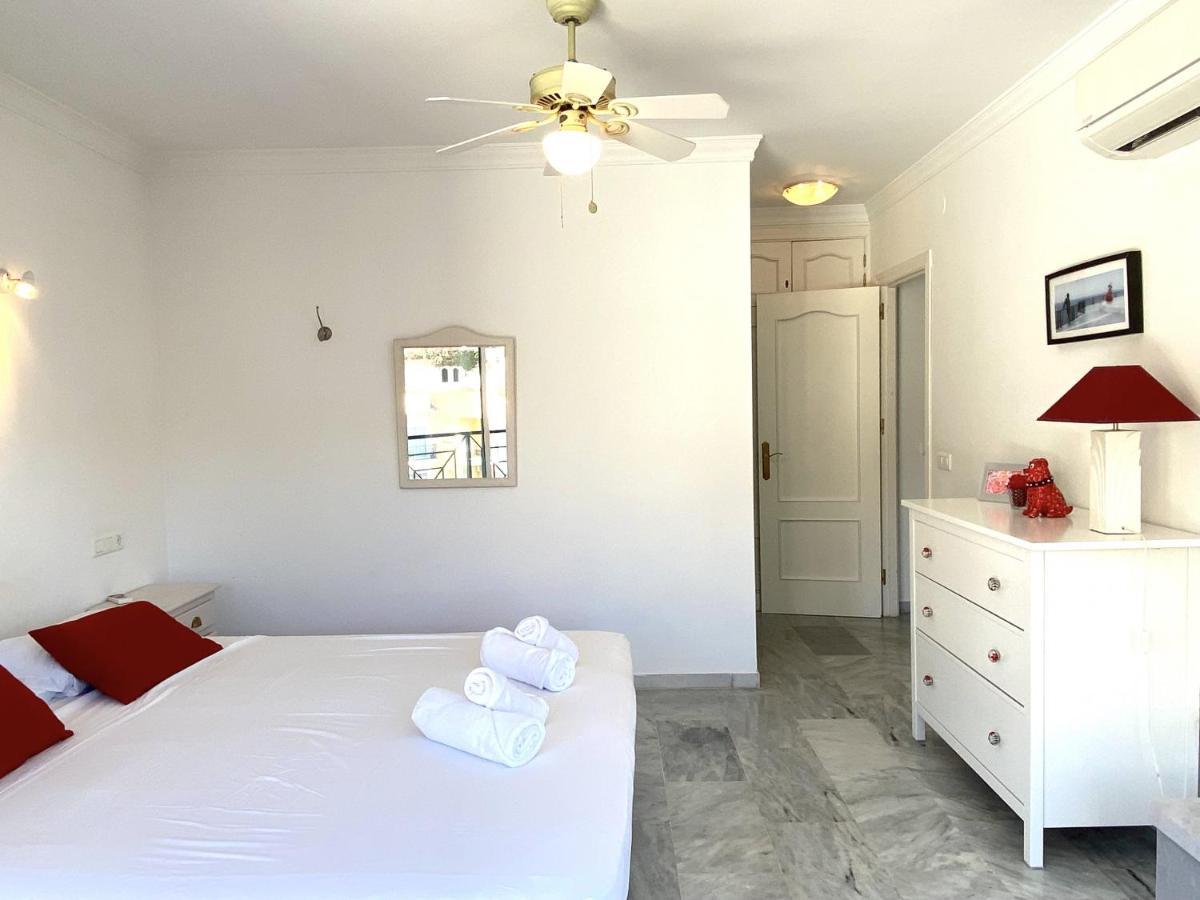 נרחה Villa Lucena Private Pool Casasol מראה חיצוני תמונה